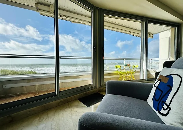 Rénové à Neuf Avec Vue Imprenable Sur La Baie Des Sables D Olonne 6 Pers Apartamento *